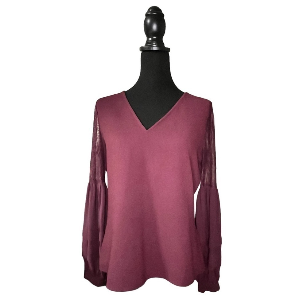Women's Burgandy Express V-Neck Flare Sleeve Top, Size Medium